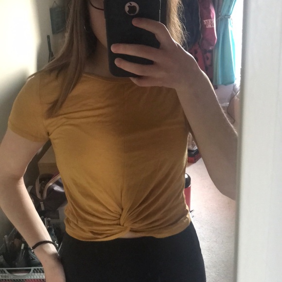 Yellow Tie Front Top - Picture 2 of 4